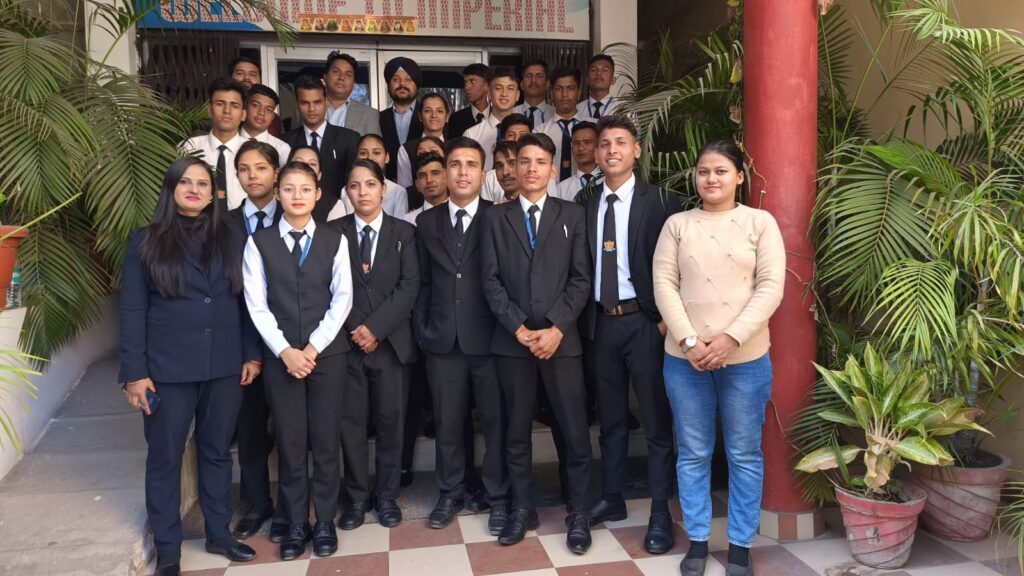 whatsapp image 2023 11 25 at 09.42.50 3